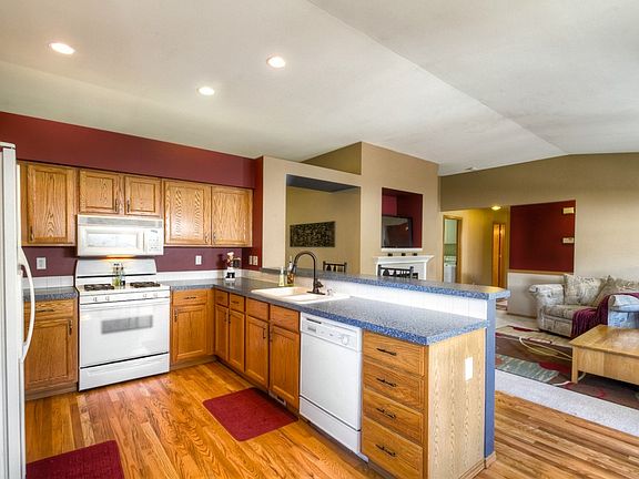 3rd image of 24328 118th Ave SE