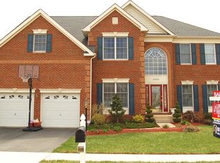 25932 Quinlan St, Chantilly, VA 20152