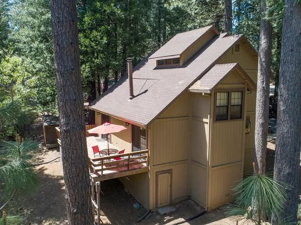 5498 Daisy Dr, Pollock Pines, CA 95726