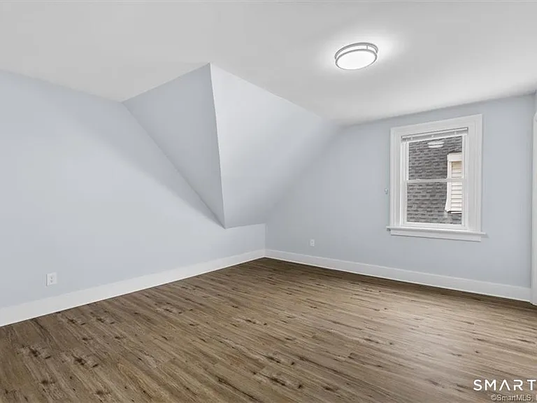 55 Admiral St #2 — Photo 24