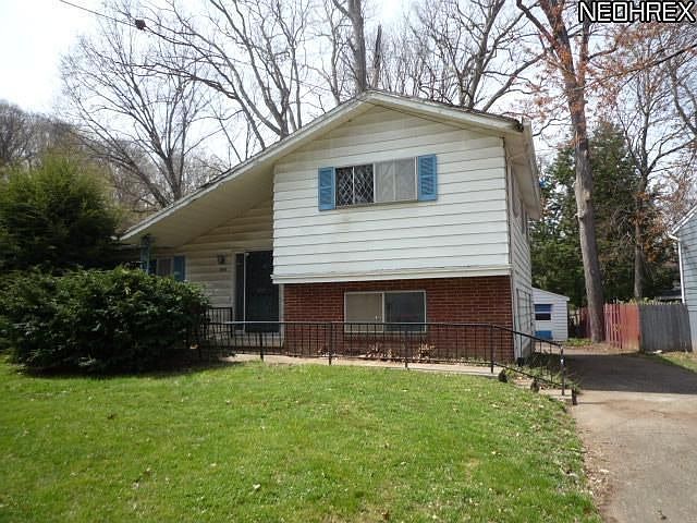 1st image of 1028 Karen Dr