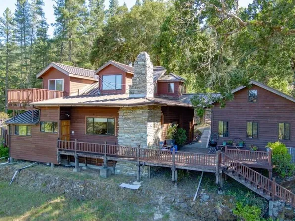 3830 Thomas Rd, Myers Flat, CA 95554