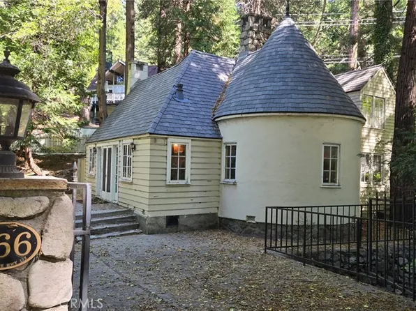 166 Highway 173 Hwy, Lake Arrowhead, CA 92352