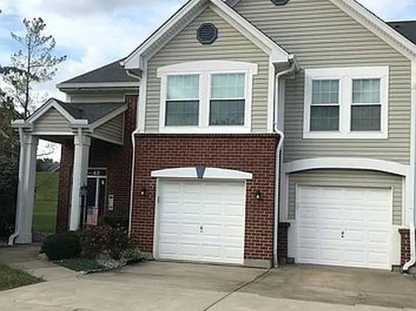 40 Parkside Dr, Florence, KY 41042