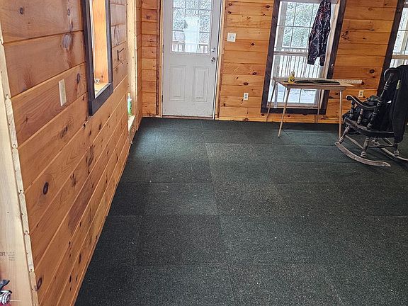 2nd image of 549 Blake Rd