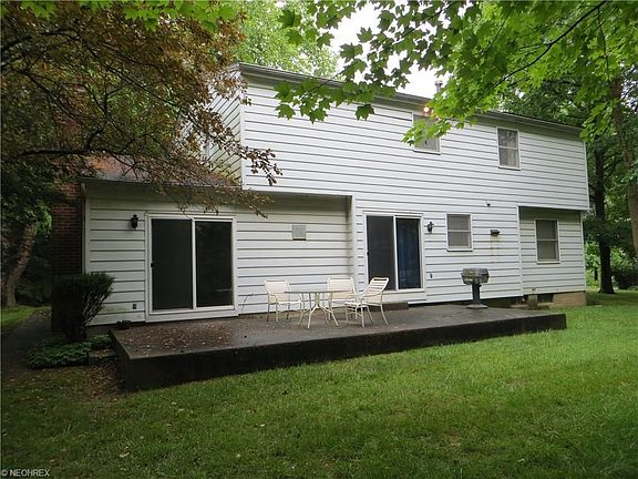 3rd image of 7495 Skyview Dr