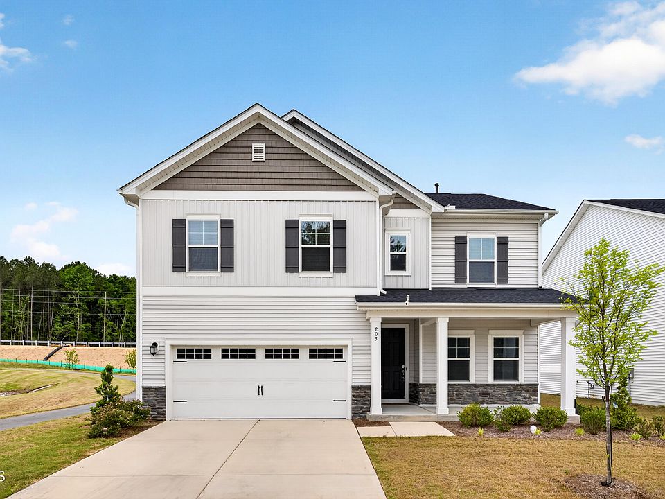 1st image of 203 Sea Cave Ln