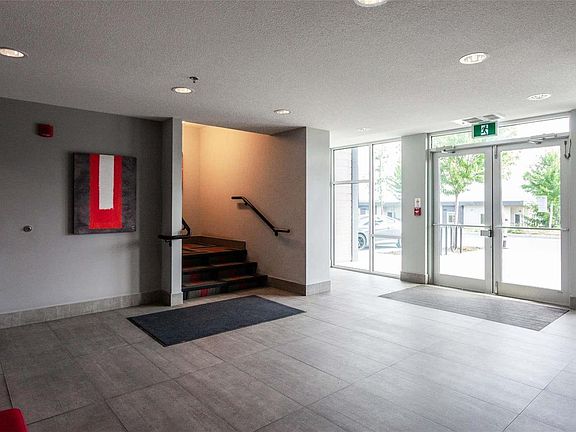 5th image of 883 Academy Way Penthouse 15