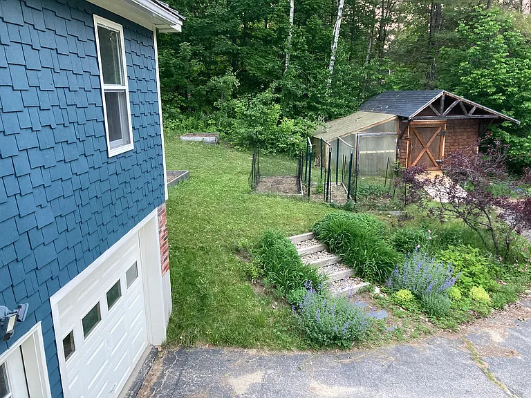 182 Country Club Rd — Photo 12