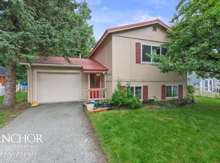 337 N Independence St, Palmer, AK 99645