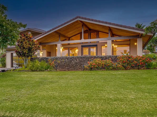 42 Aekai Pl, Lahaina, HI 96761