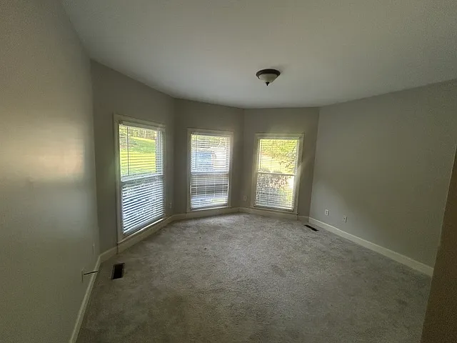 314 Greystone Glen Cir — Photo 10