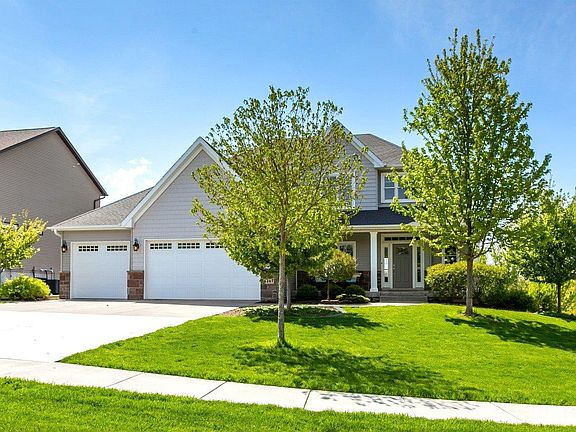 4th image of 6247 Whispering Hill Ct