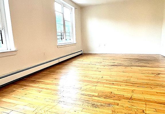 3rd image of 762 Elton Ave Floor 3