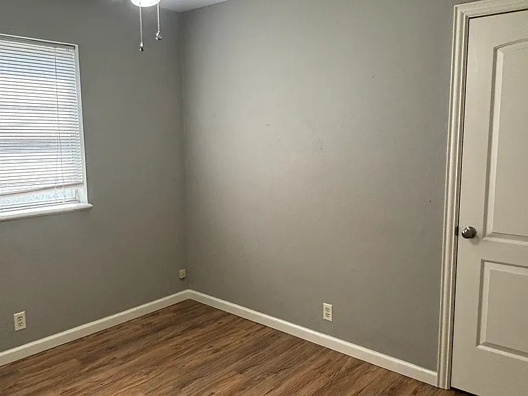 4109 Lotus St — Photo 11
