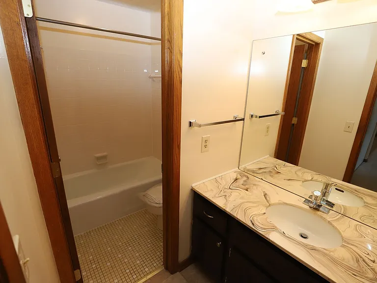 9300 Old Cedar Ave S — Photo 13