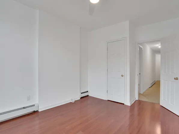 811 Montgomery Street image 5 of 17