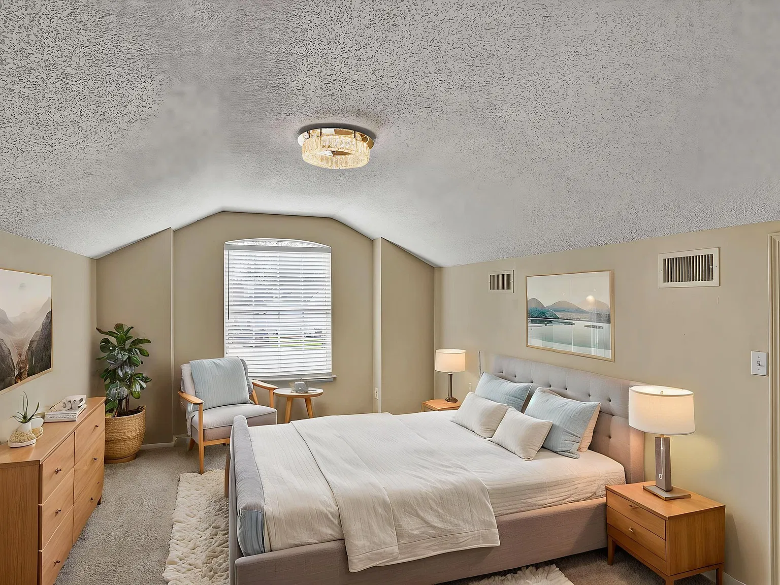 5 bed, 2890 sqft, $3,375 — Photo 4
