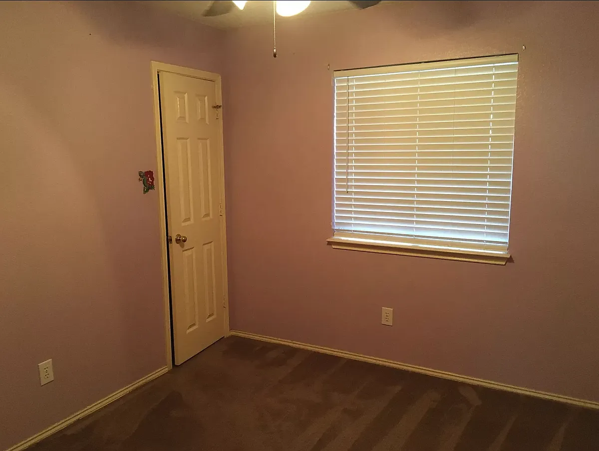 Master Bed Room - 1113 Easton Ln
