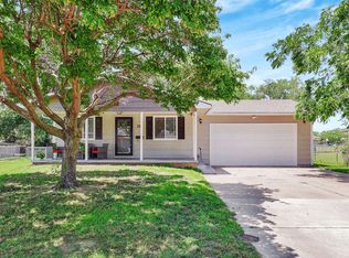 311 S Sunnyside Rd, Haysville, KS 67060