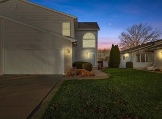 1706 Chestnut Dr, Crown Point, IN 46307