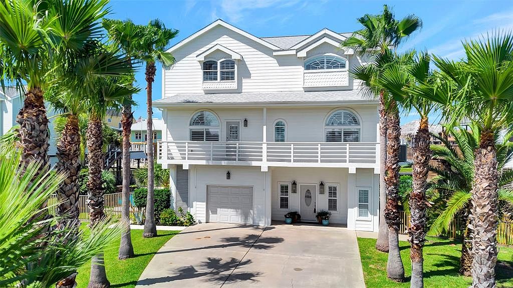 1626 Tiki Dr, Tiki Island, TX 77554 MLS 7717716 Zillow