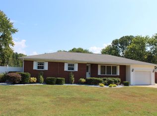 245 Babbland Dr, Paducah, KY 42003