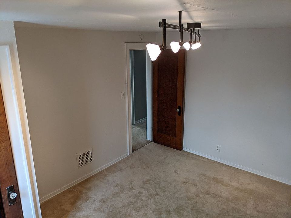 1st image of 47 Hobmoor Ave