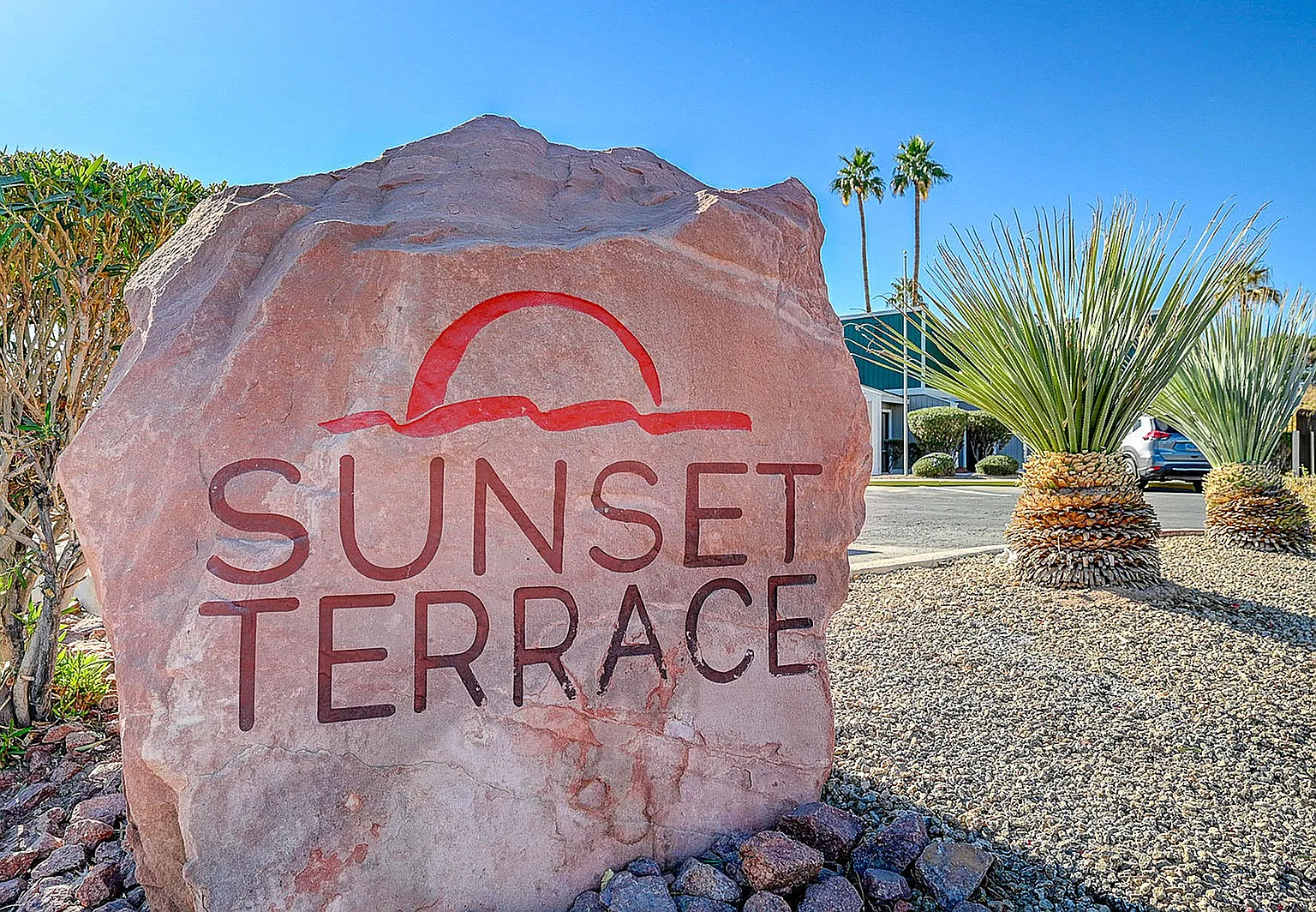 Sunset Terrace — Photo 2