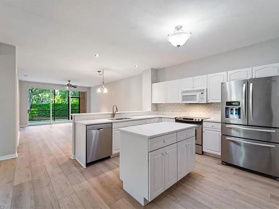 1st image of 10044 Heather Ln #1501