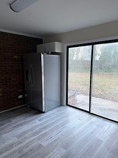 4th image of 503 Burgin Dr E