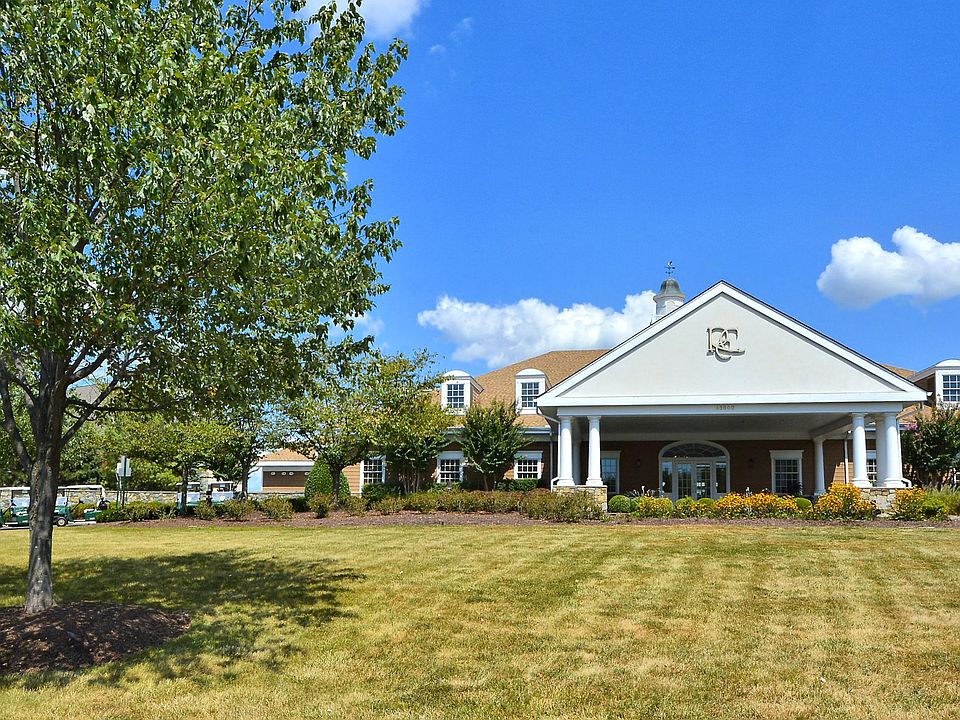 2nd image of 43259 Warwick Hills Ct
