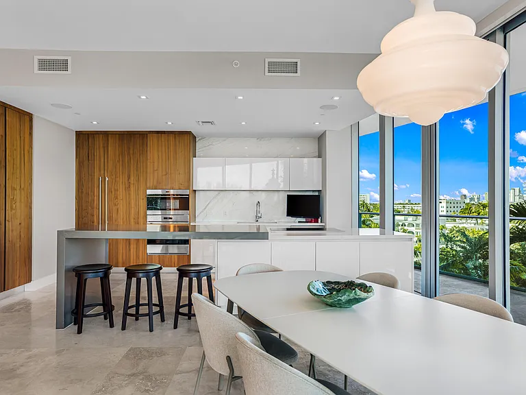 701 N Fort Lauderdale Beach Blvd #406 — Photo 9