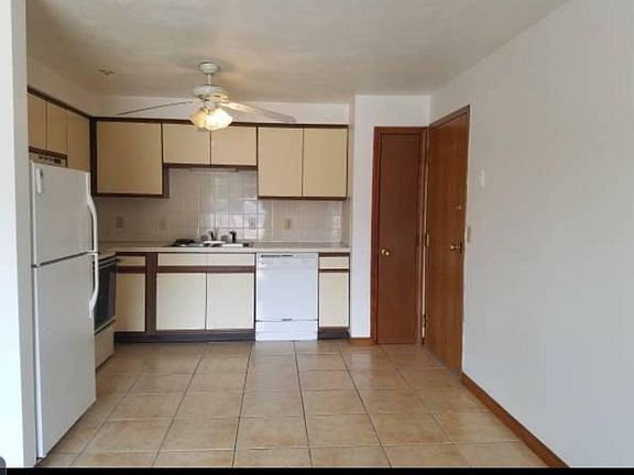 4th image of 1159 Douglas Ave APT 9