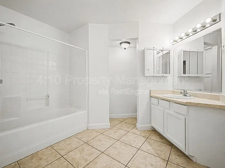 280 S Elizabeth Way #37 — Photo 15