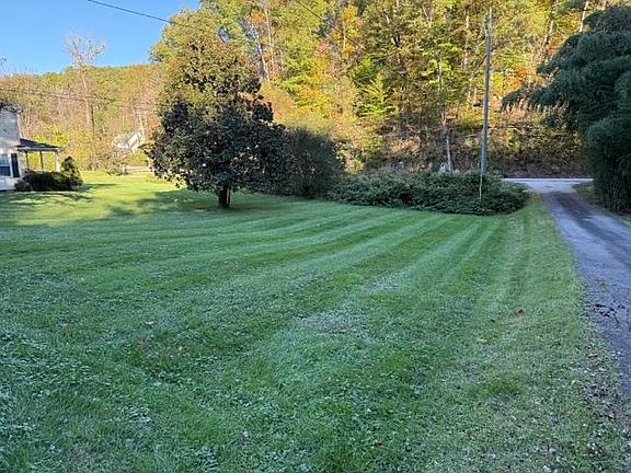 3rd image of 3379 Cyrus Creek Rd