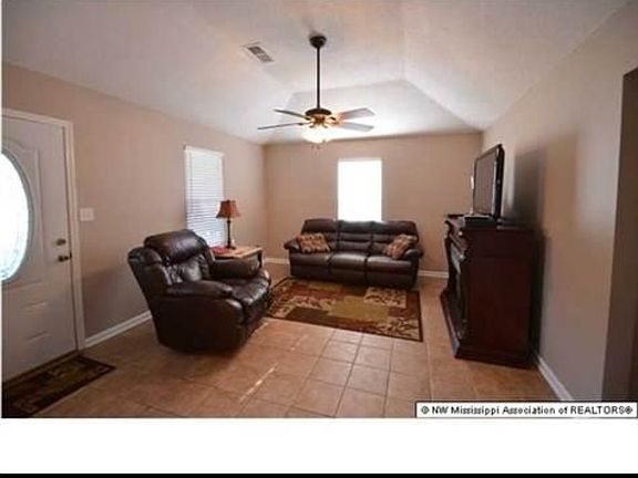 4th image of 10087 Curtis Dr