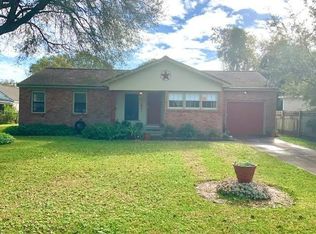 2603 Cedar Dr, La Marque, TX 77568