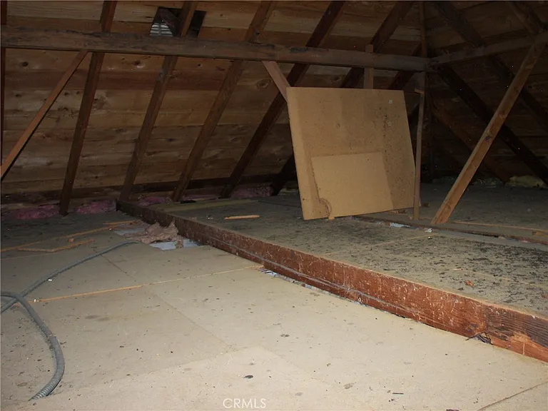 21636 Sawpit Canyon Rd — Photo 36
