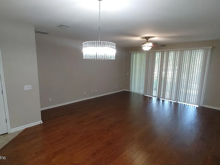 11225 Campfield Cir — Photo 12