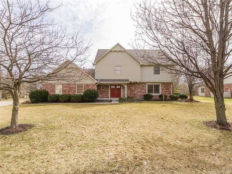 1st image of 924 Queensbury Dr