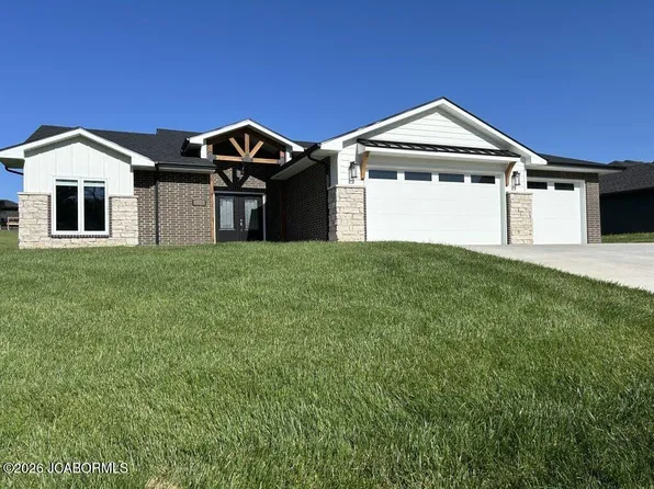 1325 Summerfield Dr, Jefferson City, MO 65109
