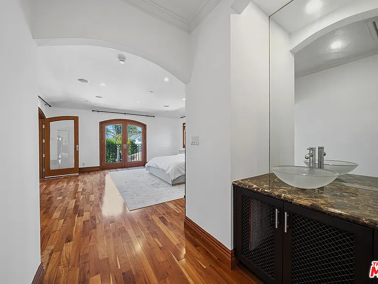 9033 Cresta Dr — Photo 43