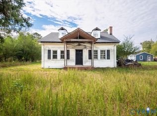 18353 Mountain Rd, Montpelier, VA 23192