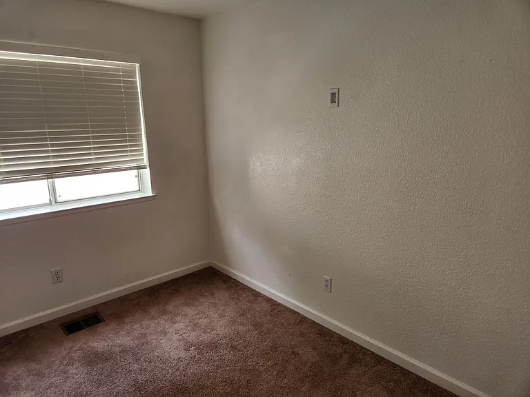 1487 Promenade Cir — Photo 3
