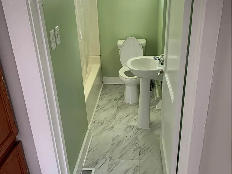 2409 Elliott Dr — Photo 9