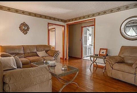 3rd image of 4333 E State Road 244