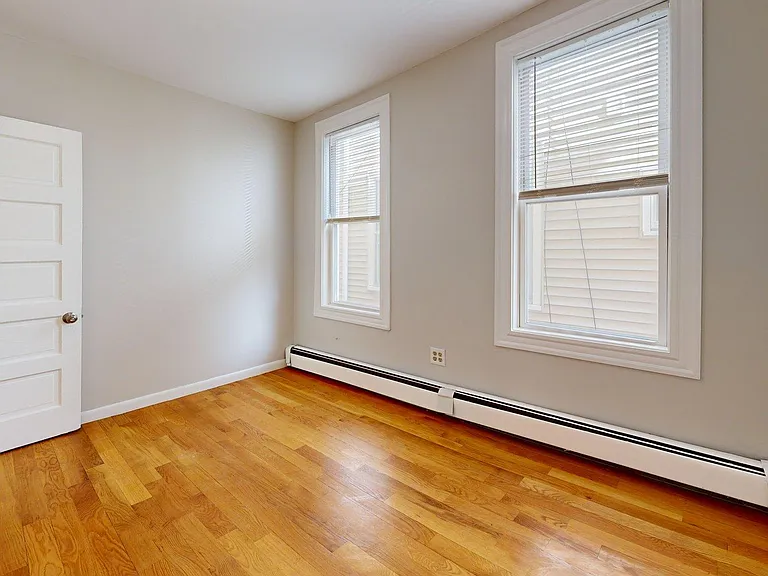 205 Chelsea St #3 — Photo 26