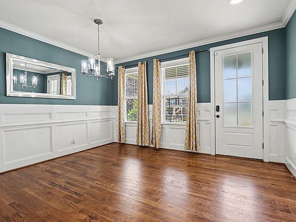 4th image of 511 Bendemeer Ln