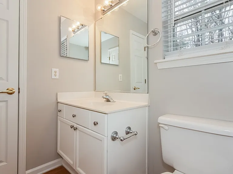 5937 Hedgecrest Pl — Photo 16